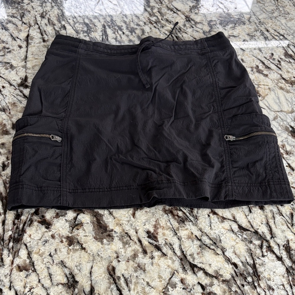 Athleta Black Active Skort with Side Pockets
